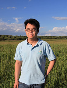 康旭升：生物学博士后，曾获北京一零一中学“建设杯”优秀教师，指导多名学生在全国生物联赛决赛中获一等奖和二等奖。